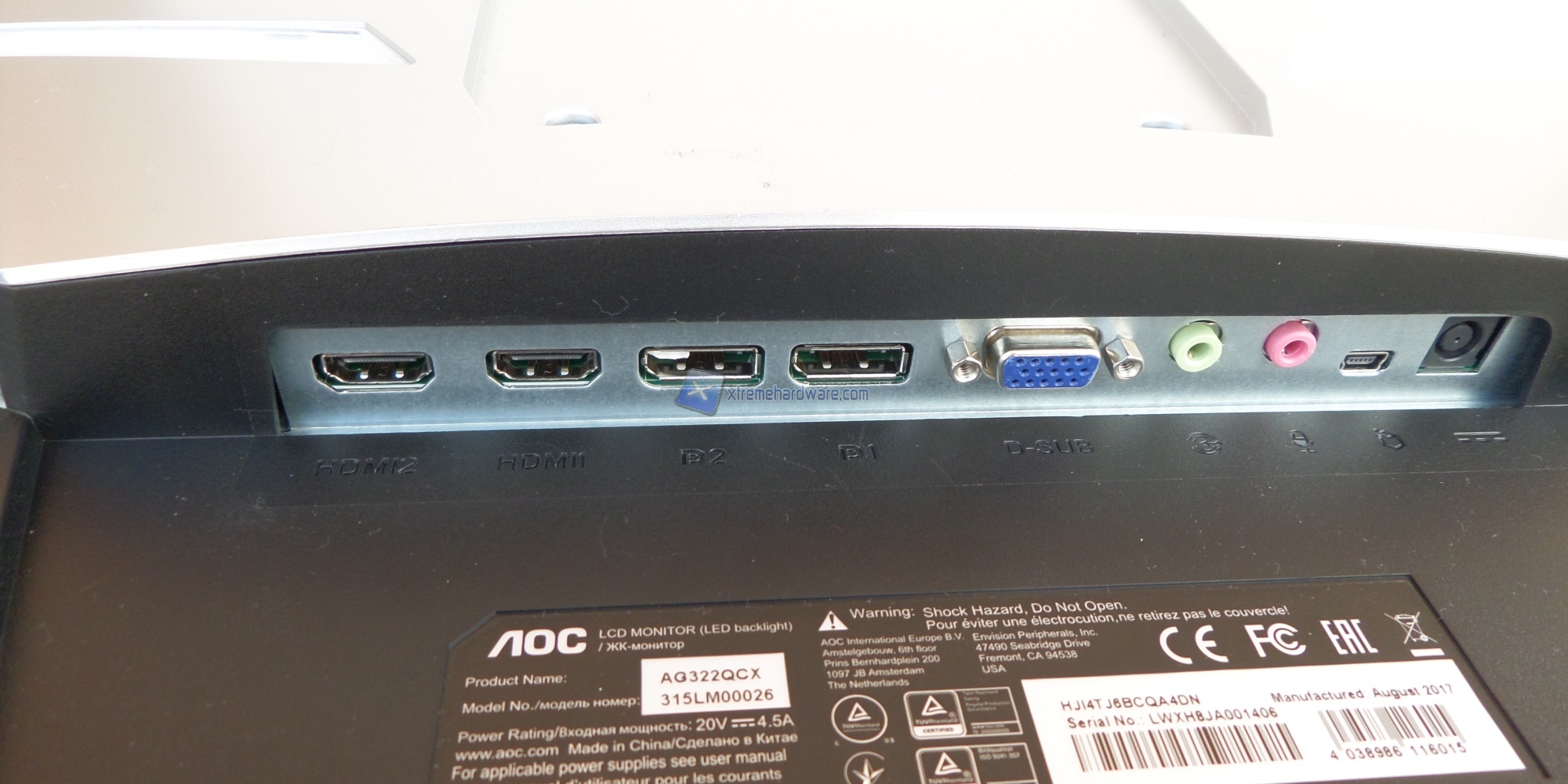 AOC Agon AG322QCX 04