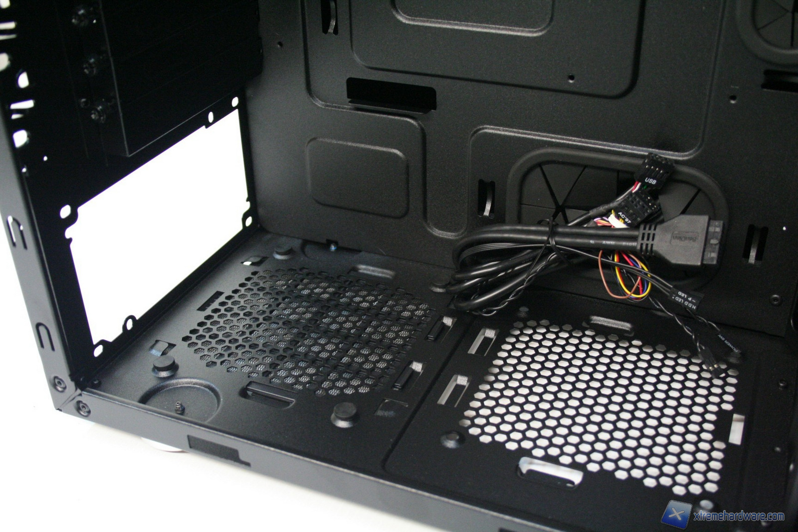 00068 CMSTORM SCOUT2 WWW.XTREMEHARDWARE.COM