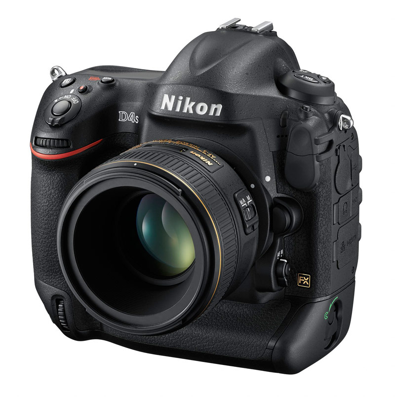 Nikon D4S 01